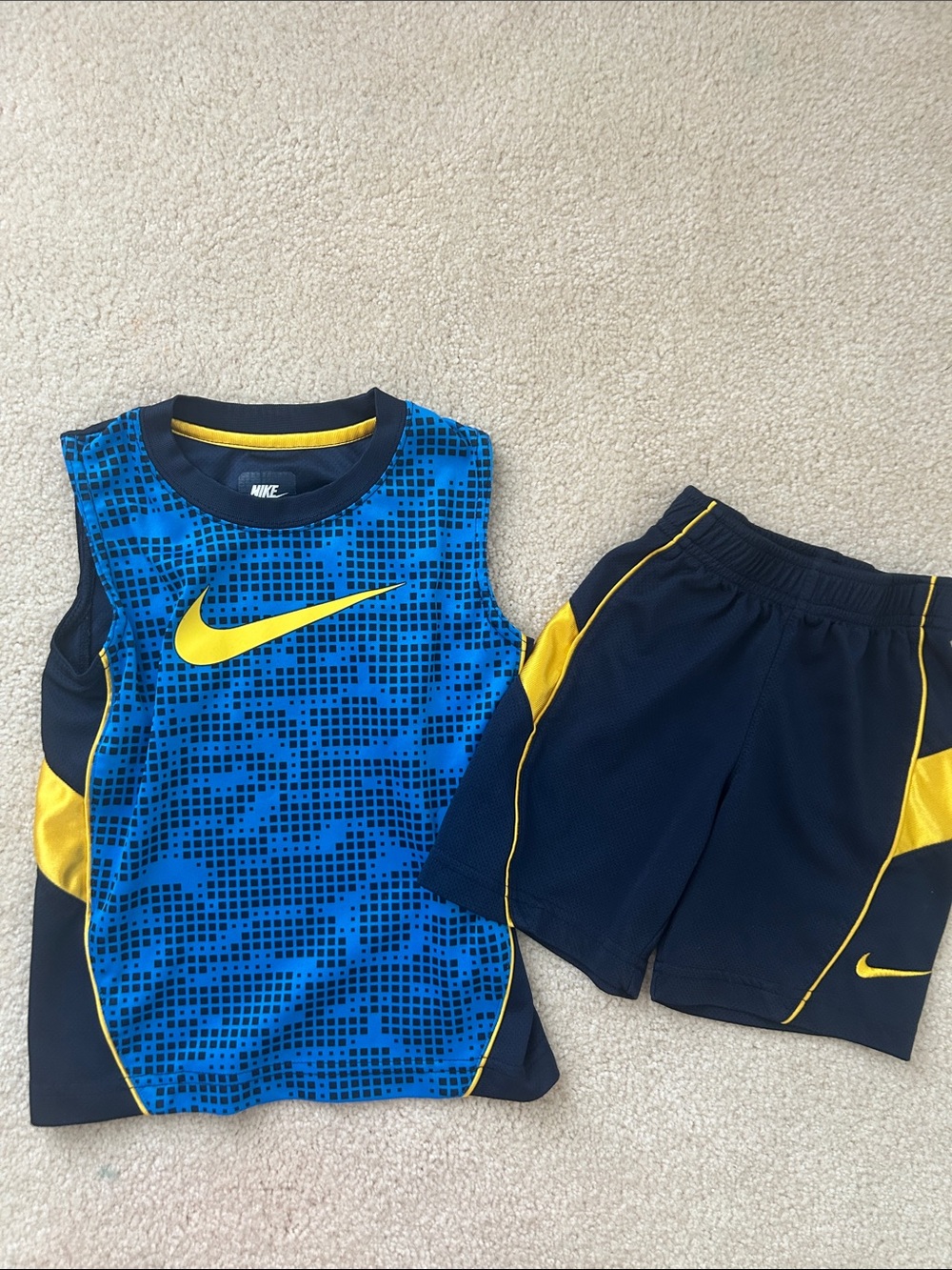 Boys size 4 / xs two piece athletic matching set outfit shorts muscle tank shirt